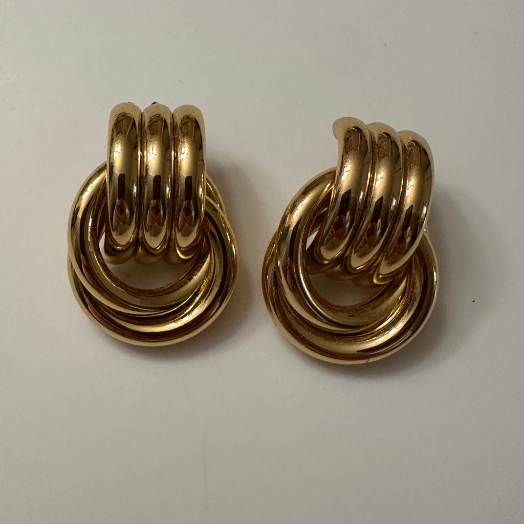 Gold Knot Design Earrings With Interlocking Circles